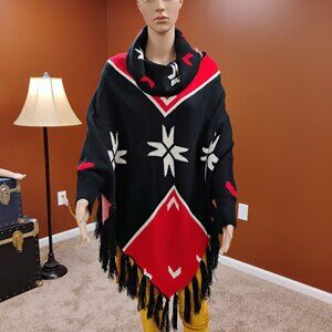 Selfie Couture Southwestern Knit Fringe Poncho | M/L | Statement Sweater